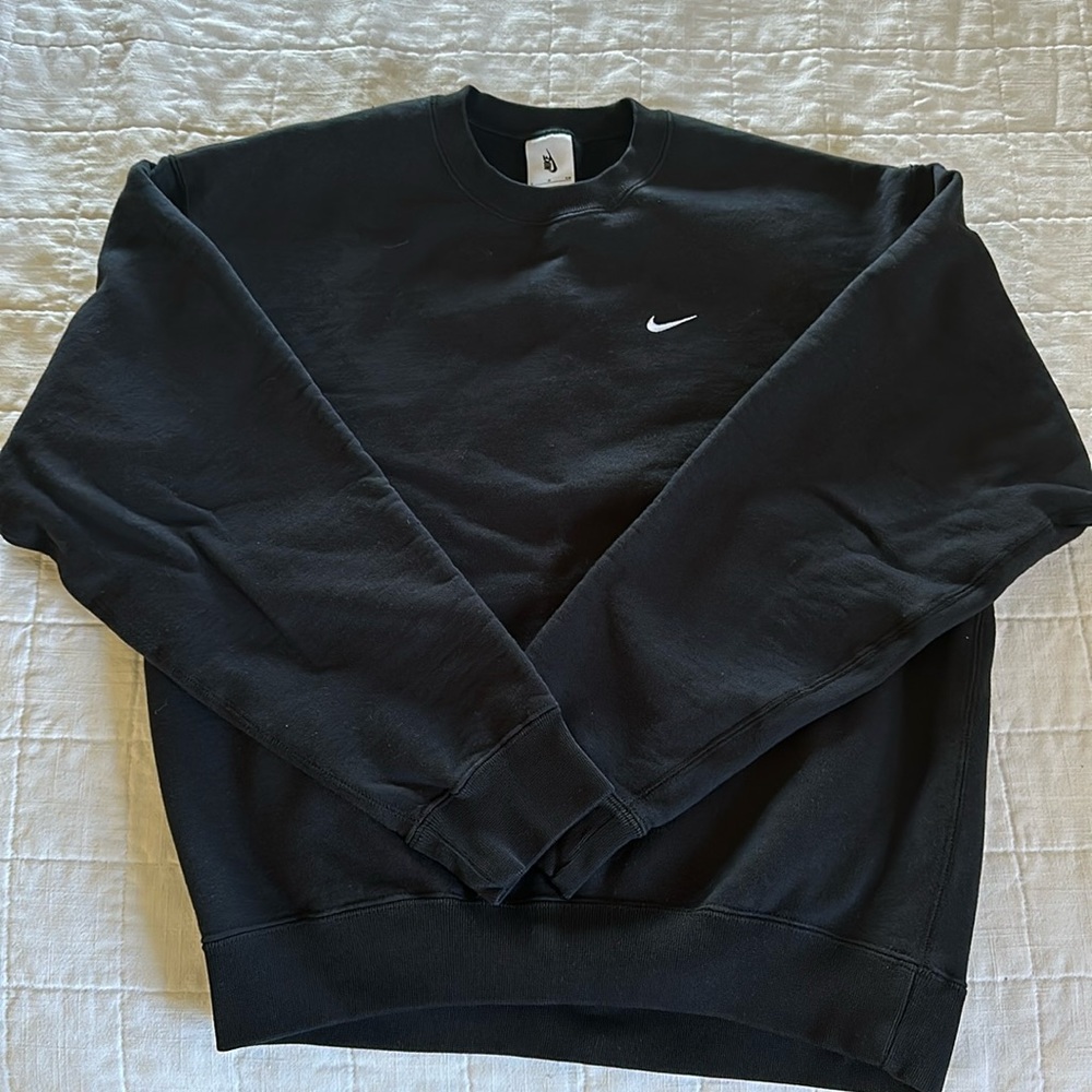 Men’s sz Small Black Crew Neck